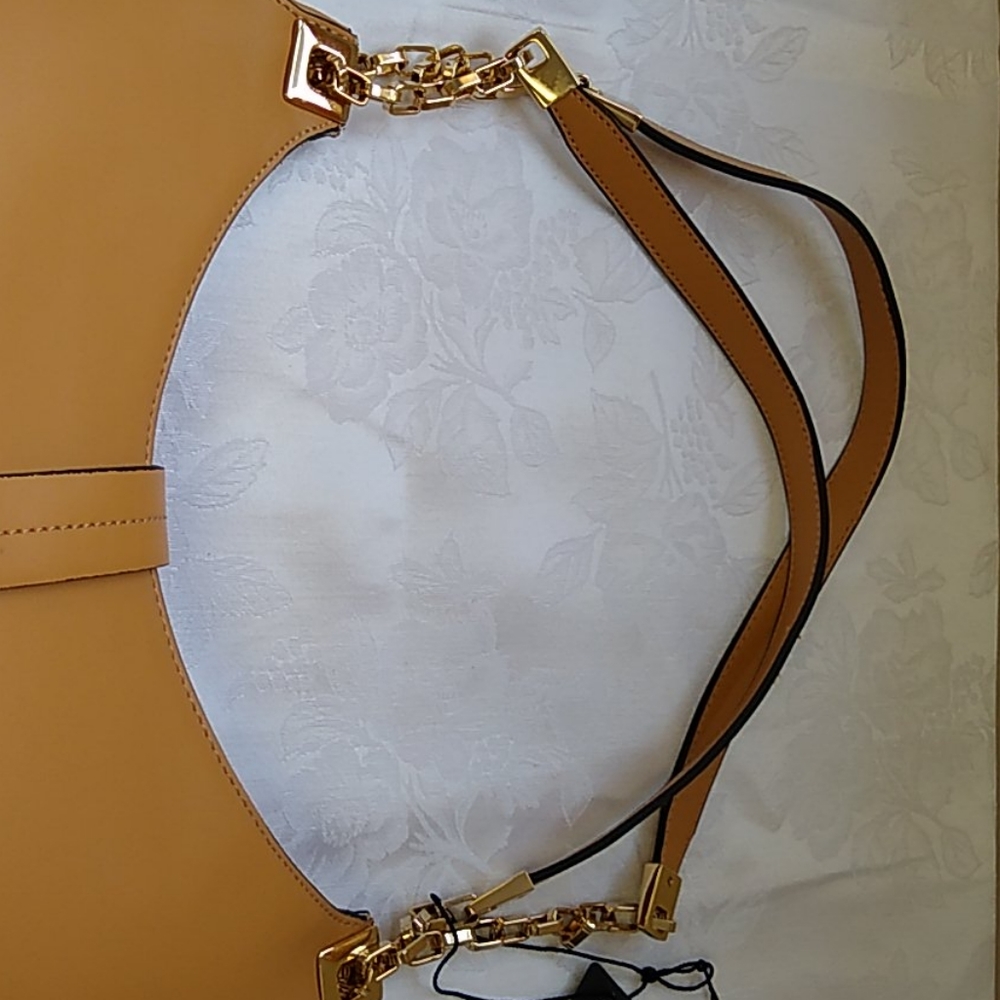Tosca Purse View 4